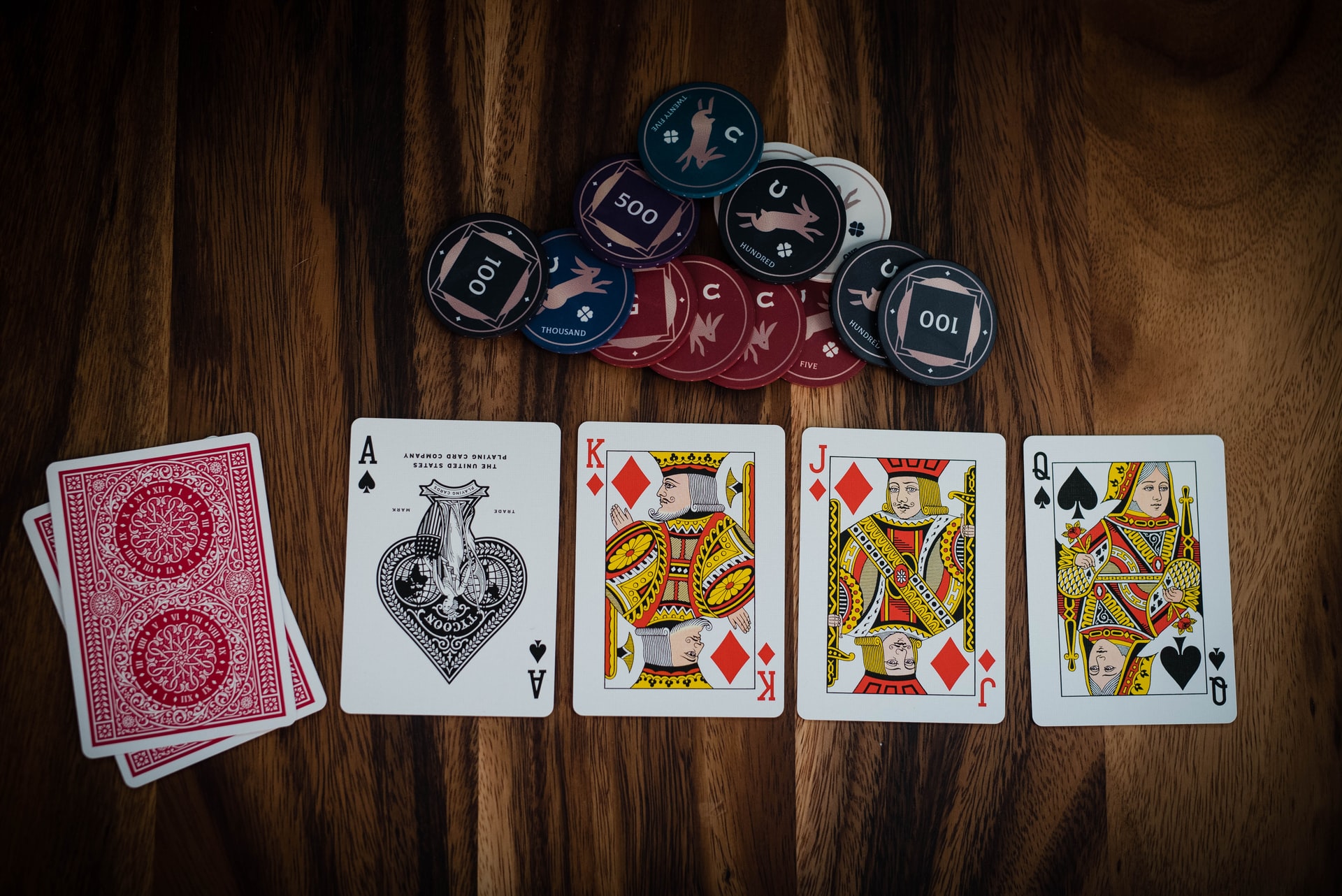 3 cards poker game
